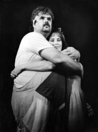 Vysoké nad Jizerou, Krakonoš, Sluha dvou pánů, 2002