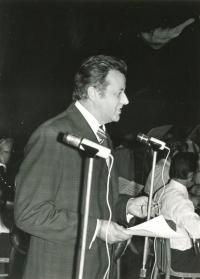 Janovice nad Úhlavou, Oldřich Dvorský, 1975