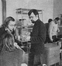 Tuchoměřice, (S) HLEDÁNÍ 1983