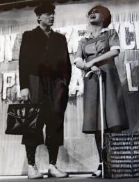 Blansko, Metra, Taneční hodiny pro starší a pokročilé aneb BAMBINI DI PRAGA, 1982