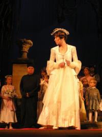 Hronov, Soubor Jiráskova divadla, Lucie Peterková jako Kněžna v Lucerně, 2005