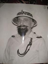 USA, New York, Krajanské divadlo, Matka, asi přelom 50. a 60. let