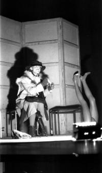 Mim seissons IV., 1985