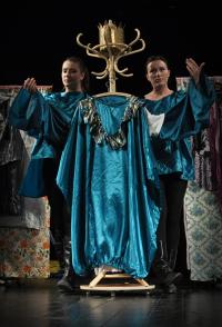 Český Krumlov, DěS, Císařovy nové šaty, CP Dětská scéna Svitavy 2014