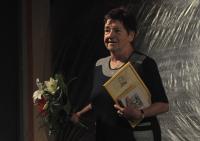 Hronov, předání Zlatého odznaku J. K. Tyla Ivaně Richterové na CP Jiráskův Hronov 2015