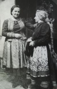 Vysoké nad Jizerou, Krakonoš, Gazdina roba, 1954
