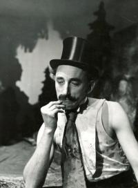 Hronov, MAJ, Tři medvíďata, 1958