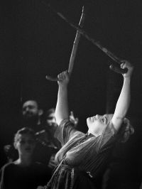 Bánovce nad Bebravou, Slovensko, Pokůtné divadlo Bápodi, Zátišie s matkou, CP Jiráskův Hronov 1997