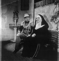 Zdounky,  Manzelle Nitouche,  P. Heydová v roli abatyše