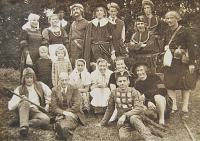 Paseky nad Jizerou, Osvětová beseda, Kolébka, 1953