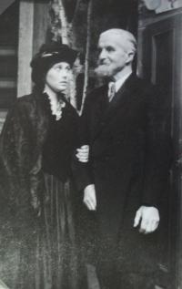 Vysoké nad Jizerou, Krakonoš, Gazdina roba, 1954