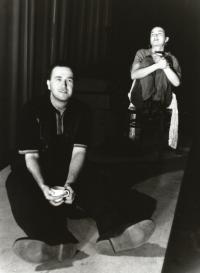 Praha, DIVADLO (bez záruky), Jen hra, Bechyňské perlení 1998