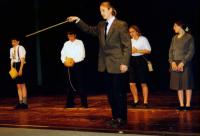 Ilford, Velká Británie, Theatretrain, Smiling Throigh, CP Dětská scéna Ústí n. Orl. 1995