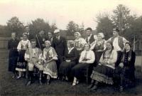 Sudoměřice u Bechyně, Sokol, Jaro v podzámčí, 1937